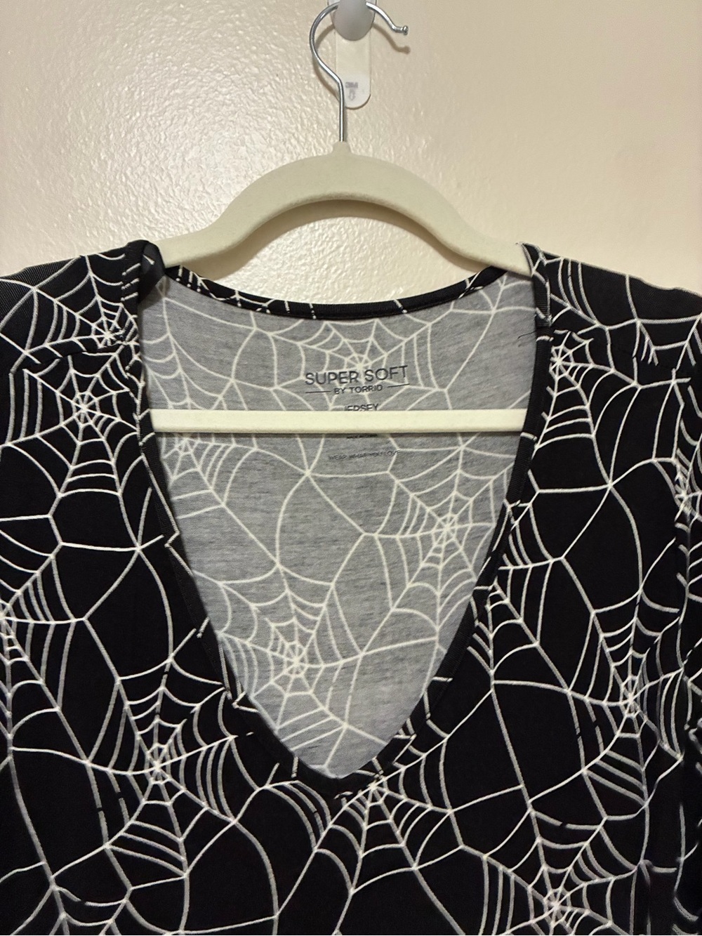 Torrid Super Soft Knits Black Spiderweb Print Skater Dress size 00 or 10 m/l - Picture 5 of 7